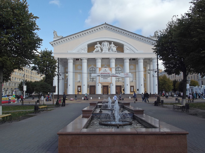 Калужский областной драматический театр)